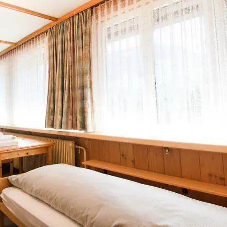Chalet Suveran Lägenhet Arosa